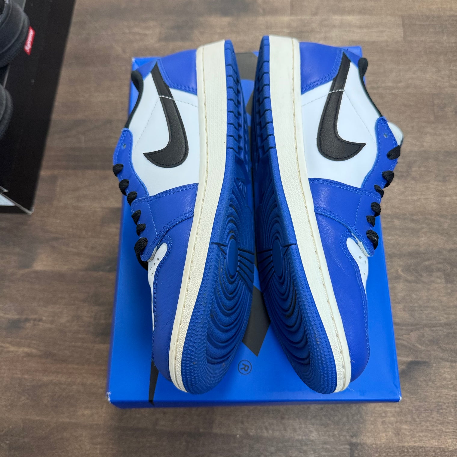 Game Royal Jordan 1 Low OG (USED)