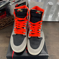 Neutral Grey Hyper Crimson Jordan 1 High (USED)