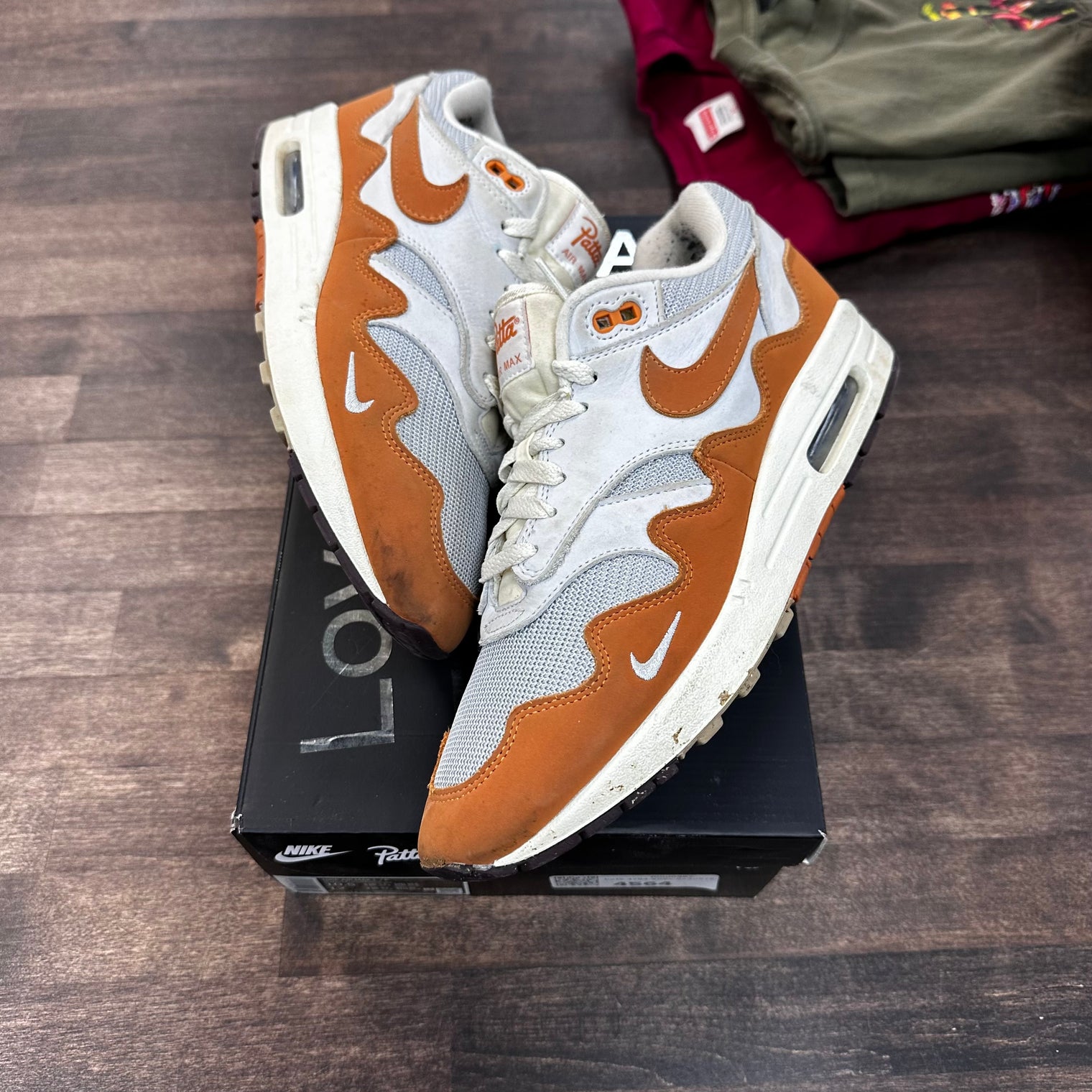 Monarch Patta Air Max 1 (USED)