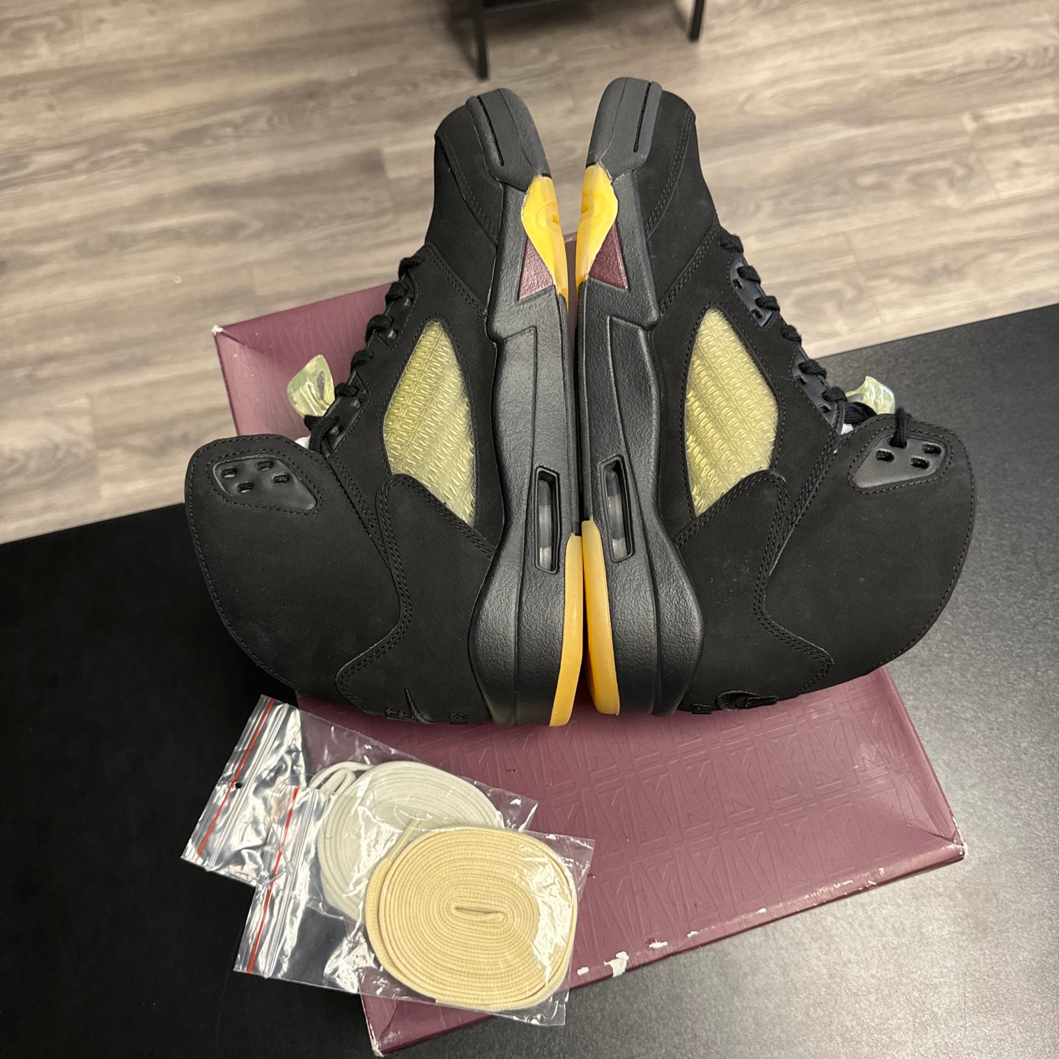Jordan 5 Retro x A Ma Maniere Dusk (USED)