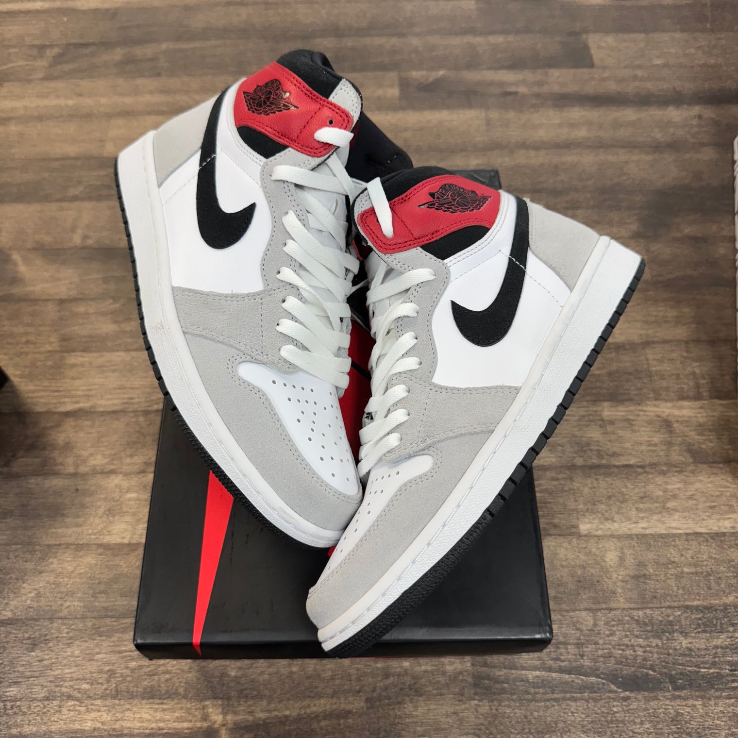 Light Smoke Grey Jordan 1 High (Lightly Worn)