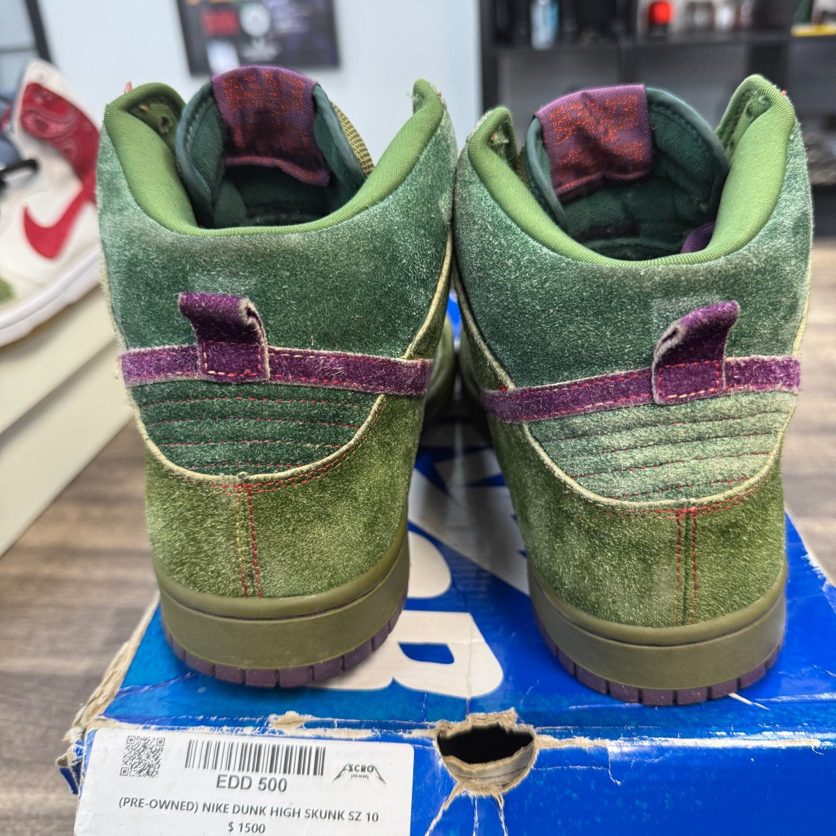 Nike SB Dunk High Skunk 420 - Image 4