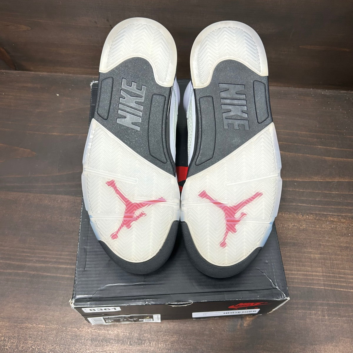 Jordan 5 Retro Fire Red Silver Tongue (2020) Size 8.5 (Pre-Owned) - Image 6