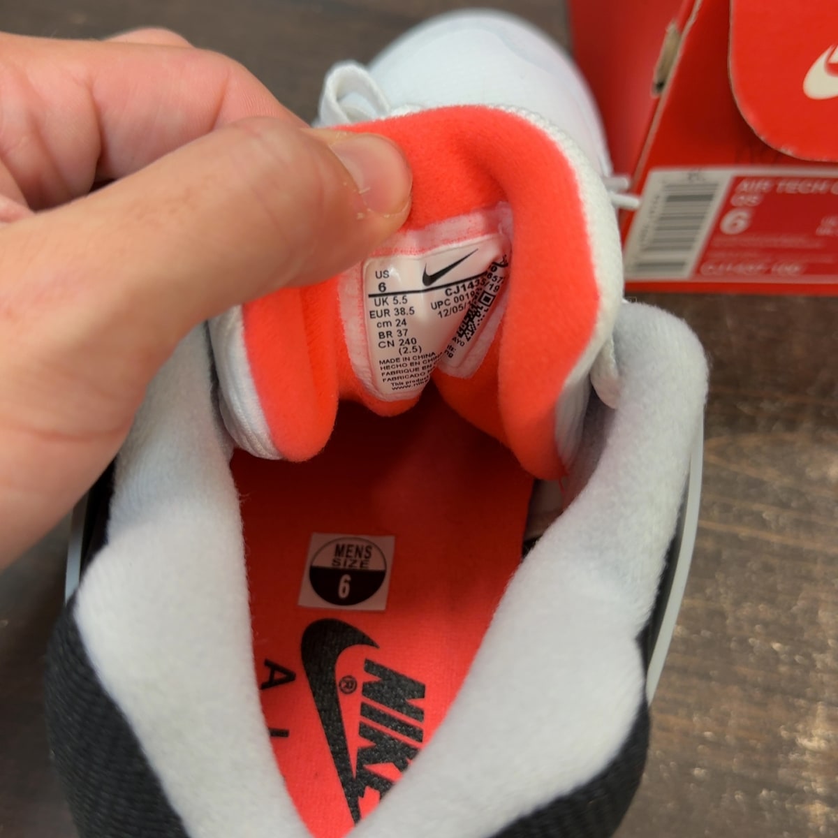 Nike Air Tech Challenge II Hot Lava (2019) Size 6 - Image 7