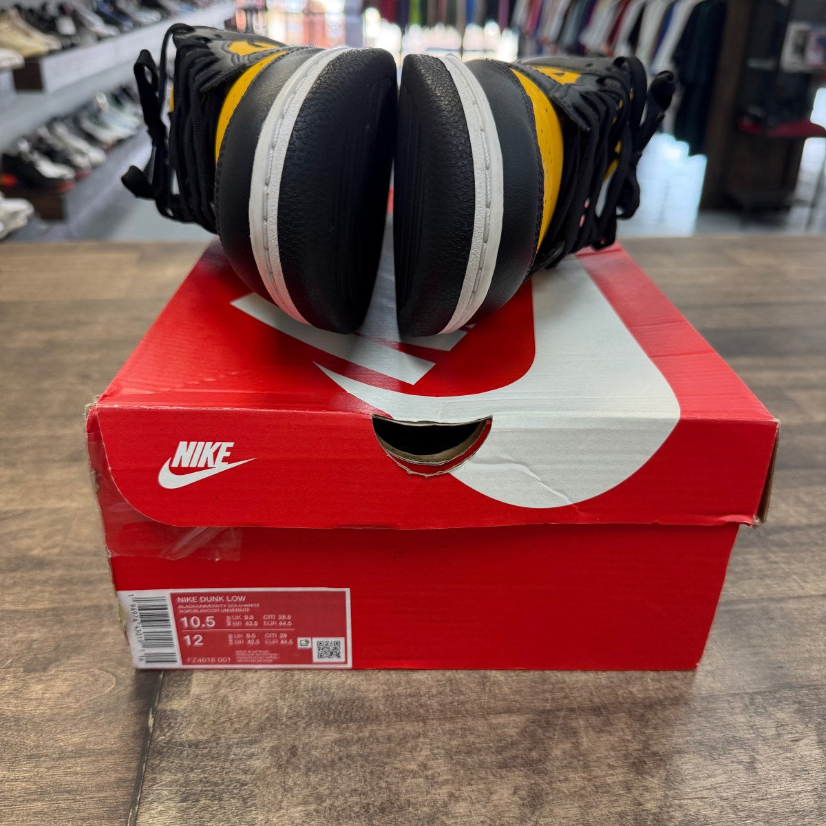 Nike Dunk Low Reverse Goldenrod (2024) Size 10.5 (Pre-Owned) - Image 6