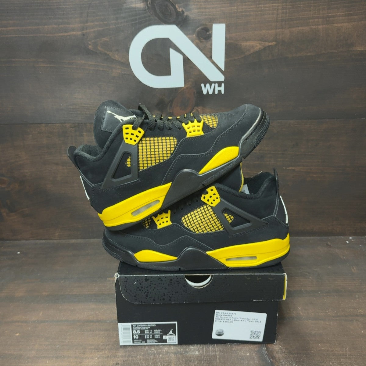 Jordan 4 Retro Thunder (2023) - Image 1