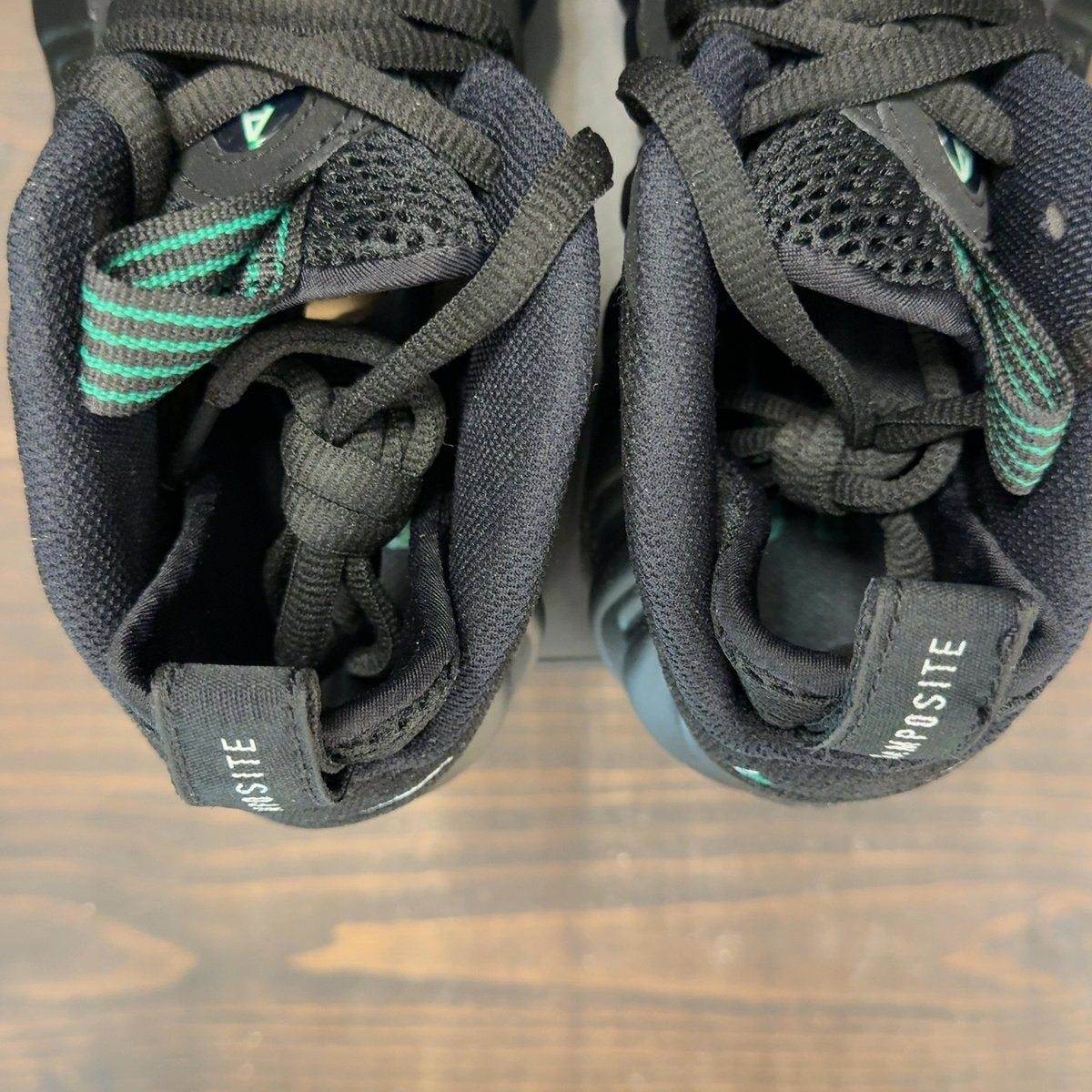 Nike Air Foamposite Pro Pine Green (2025) Size 8 - aux