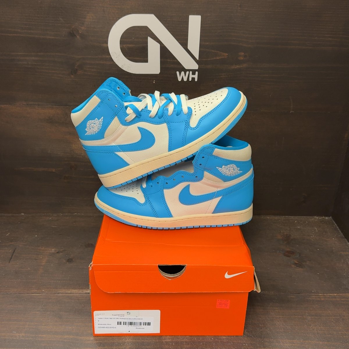 Jordan 1 Retro High OG UNC Reimagined Size 9 (Pre-Owned) - front