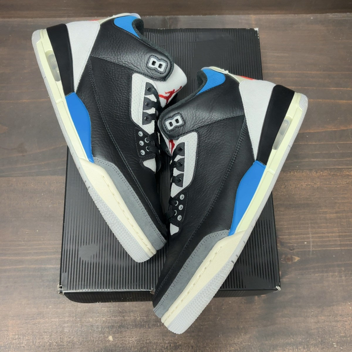 Jordan 3 Retro OG Rare Air - Image 2