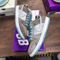Big Money Saving SB Dunk Low (USED)