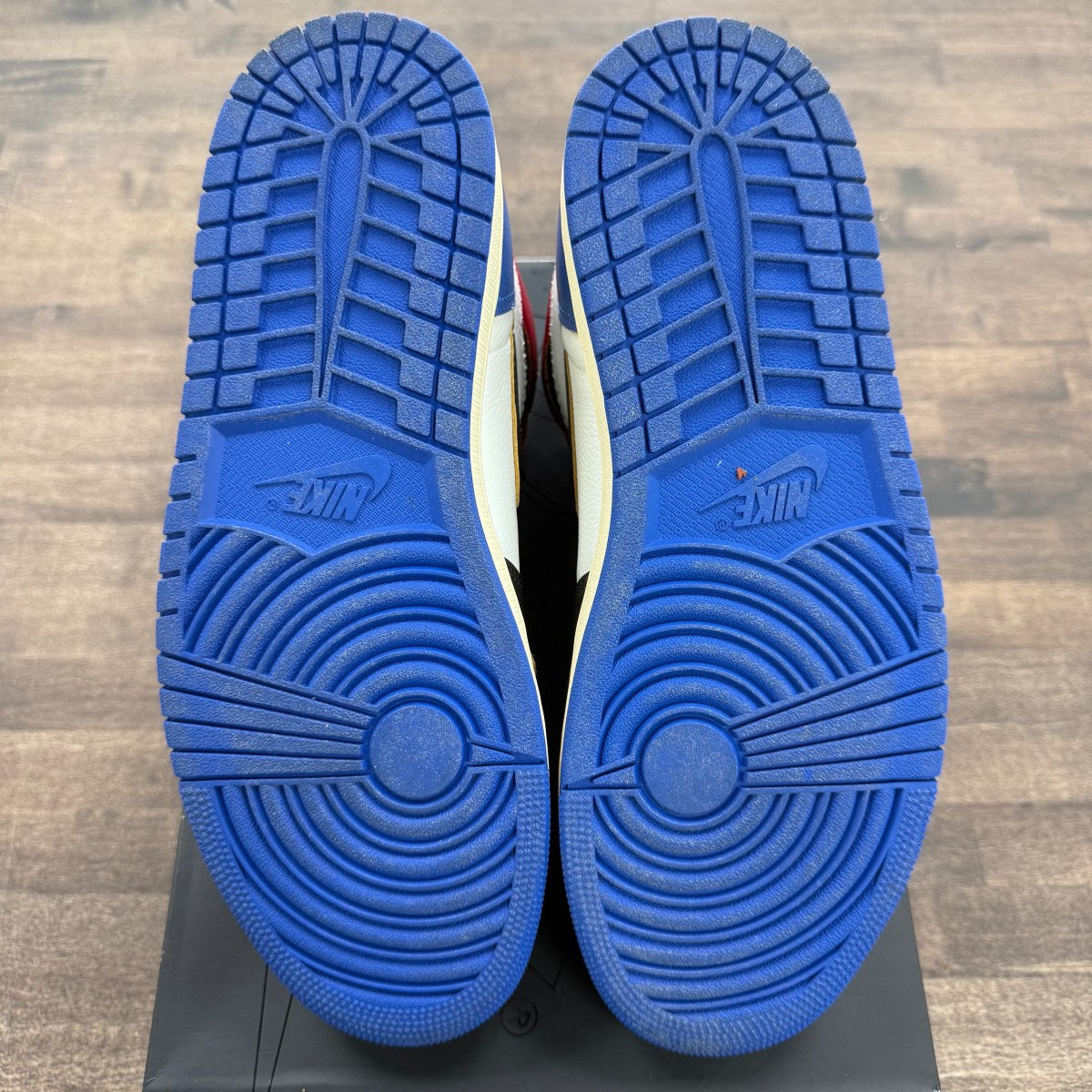 Jordan 1 Retro High OG SP Fragment x Union LA Varsity Red Sport Royal - Image 4