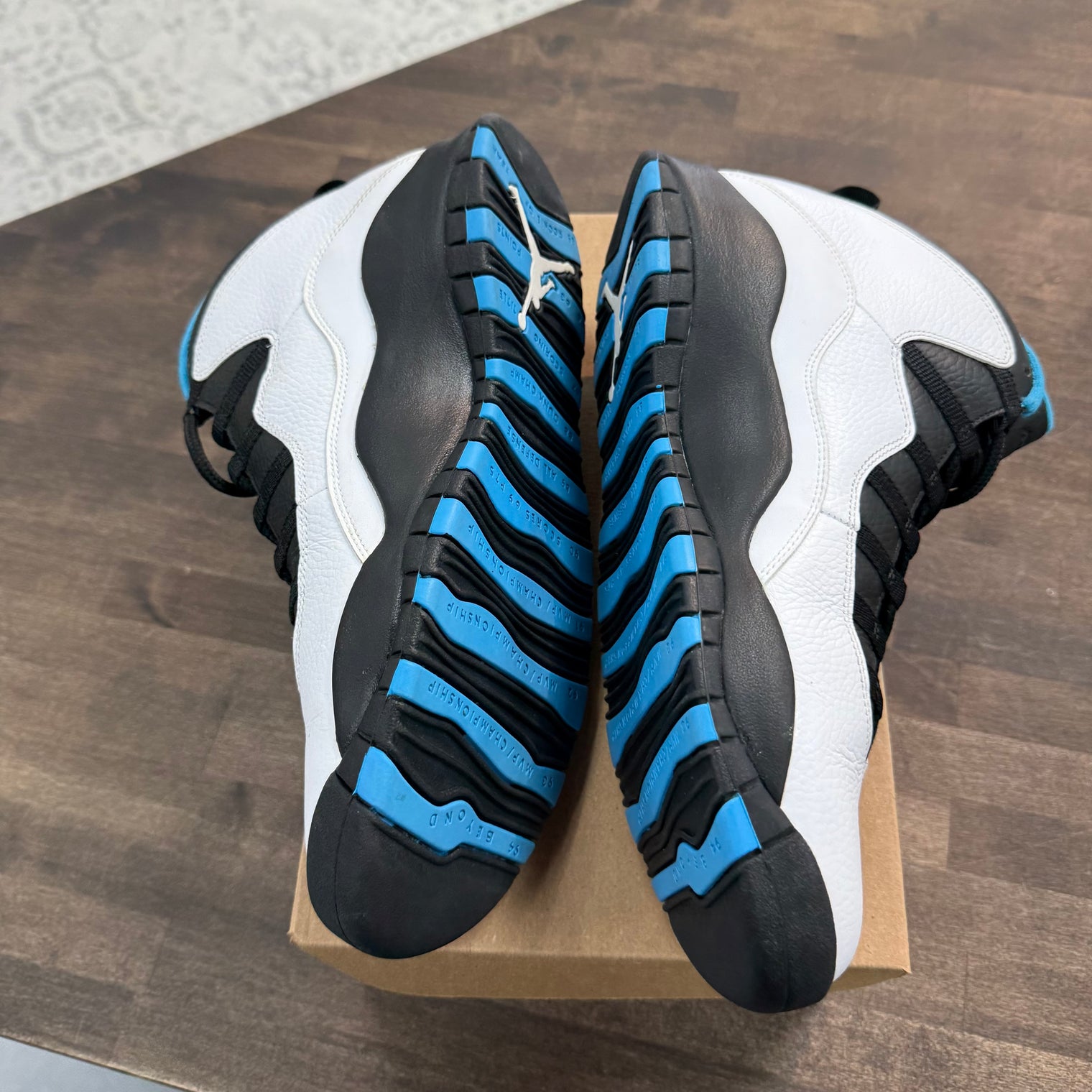 Powder Blue Jordan 10 Retro (Lightly Worn, No Box)