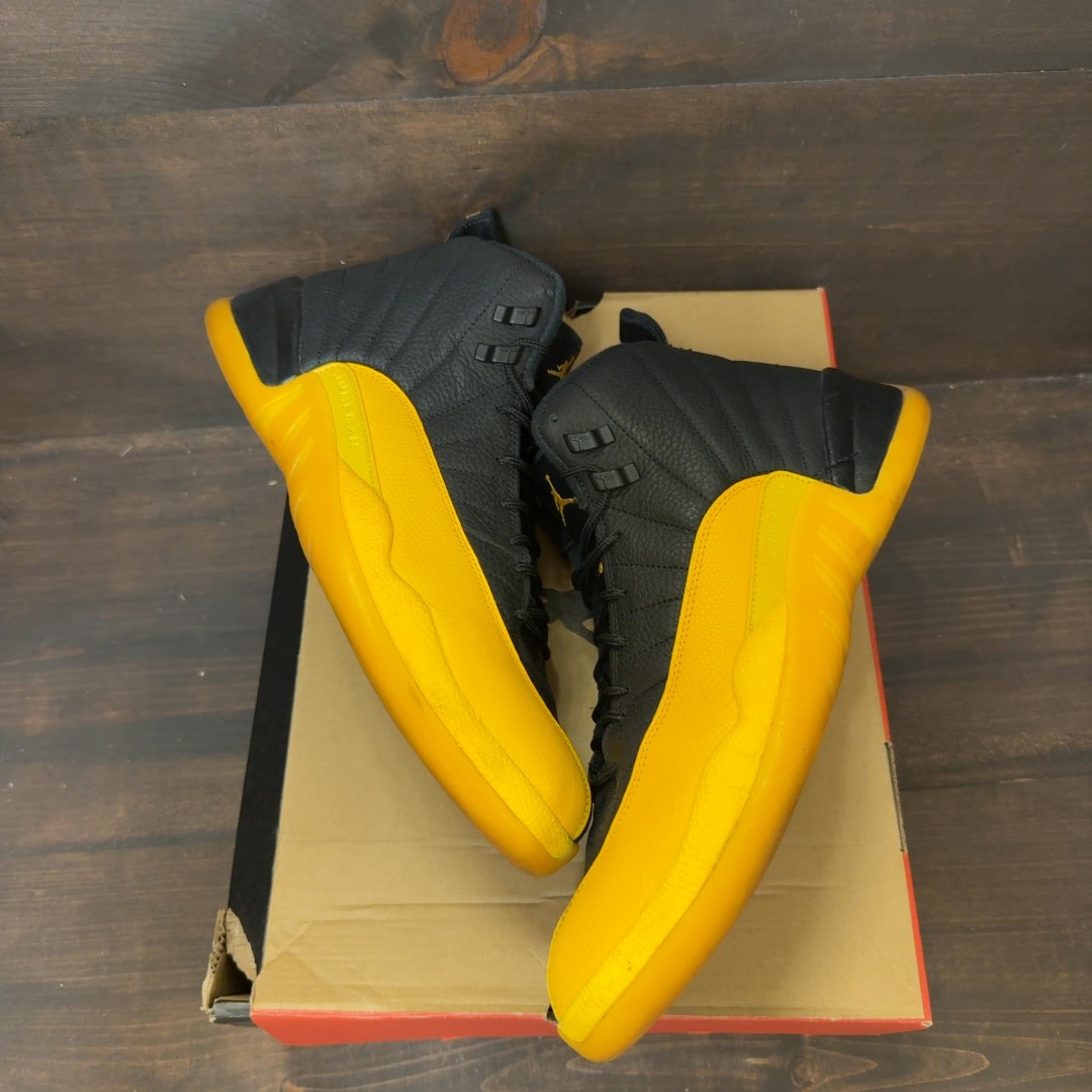 Jordan 12 Retro Black University Gold Size 13 (Pre-Owned) - Image 2