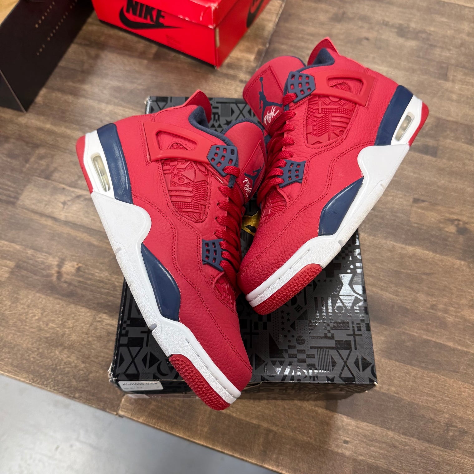 Fiba Jordan 4 Retro (USED)