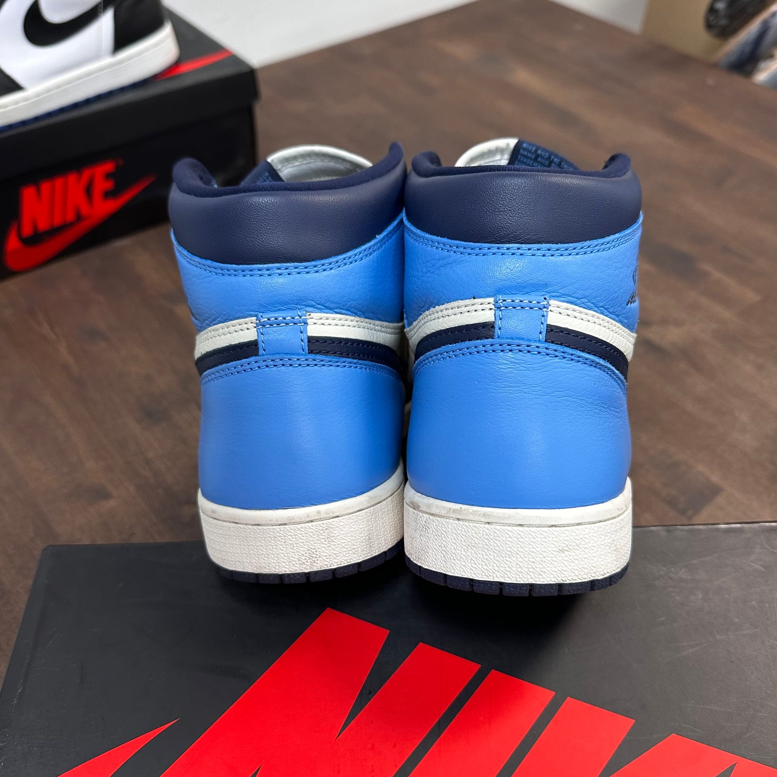Obsidian Jordan 1 High (USED)