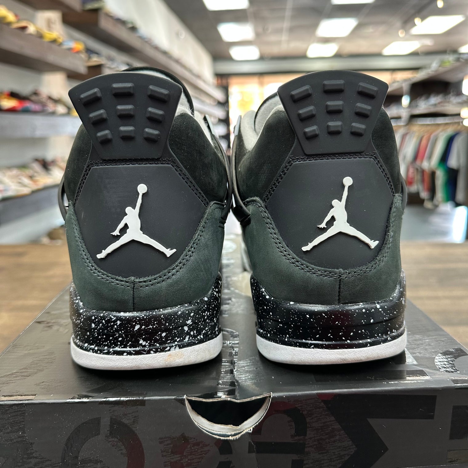 Fear Jordan 4 Retro (USED)