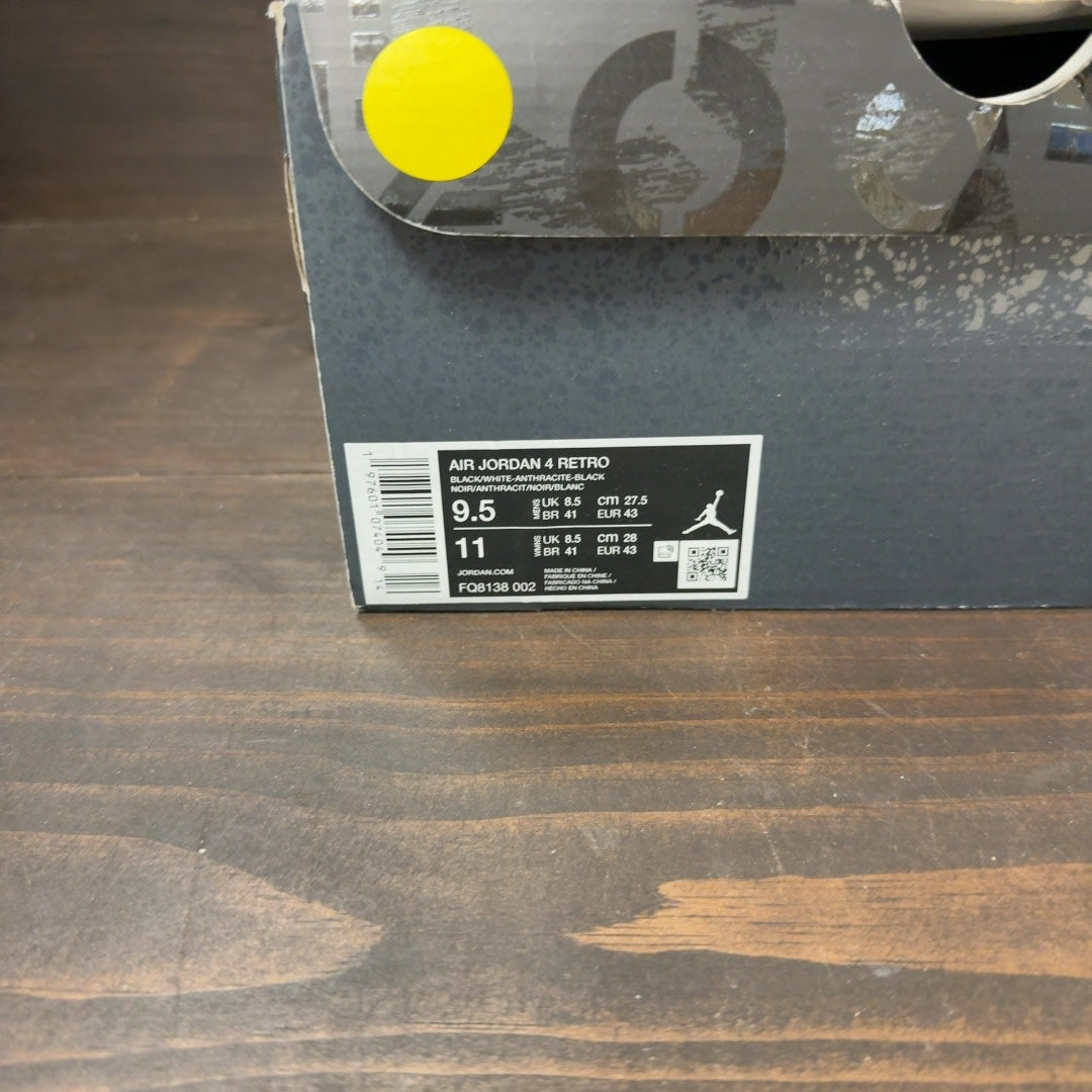 Jordan 4 Retro Fear (2024) Size 9.5 (Pre-Owned) - Image 8