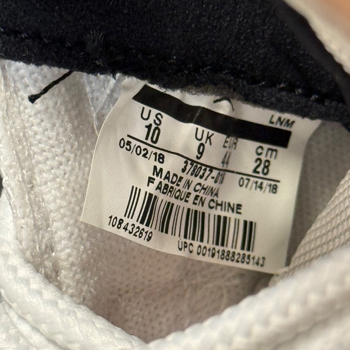 Jordan 11 Retro Platinum Tint Size 10 - Image 9