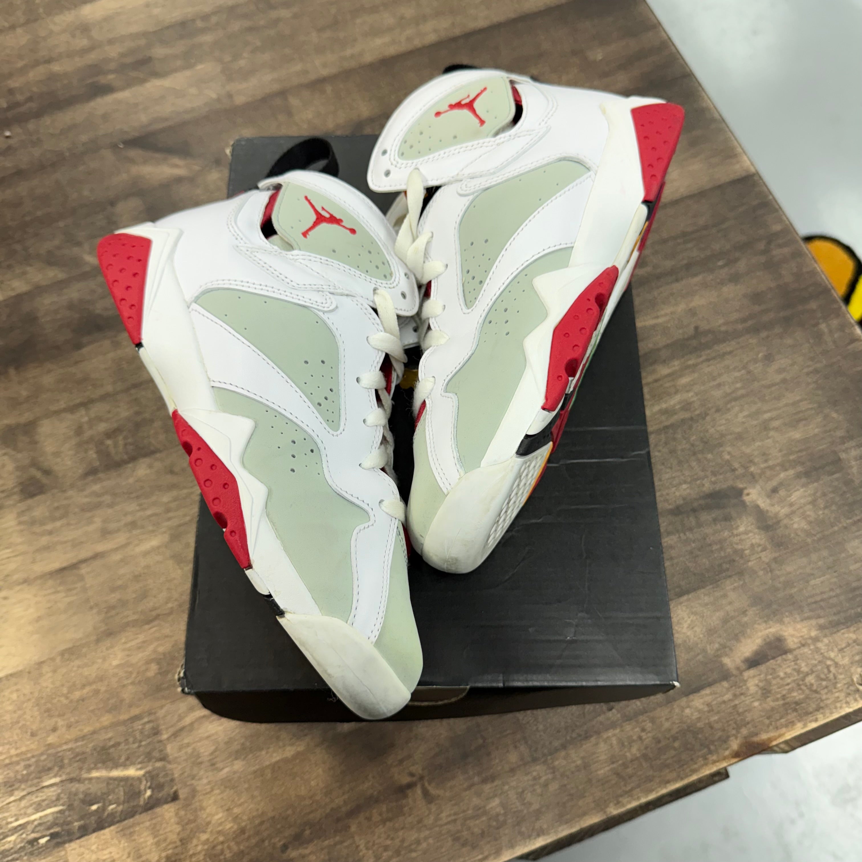 Jordan 7 Retro Hare (2015) (Grade school) (US 6Y) (USED) Size 6Y (Pre-Owned) - Image 1