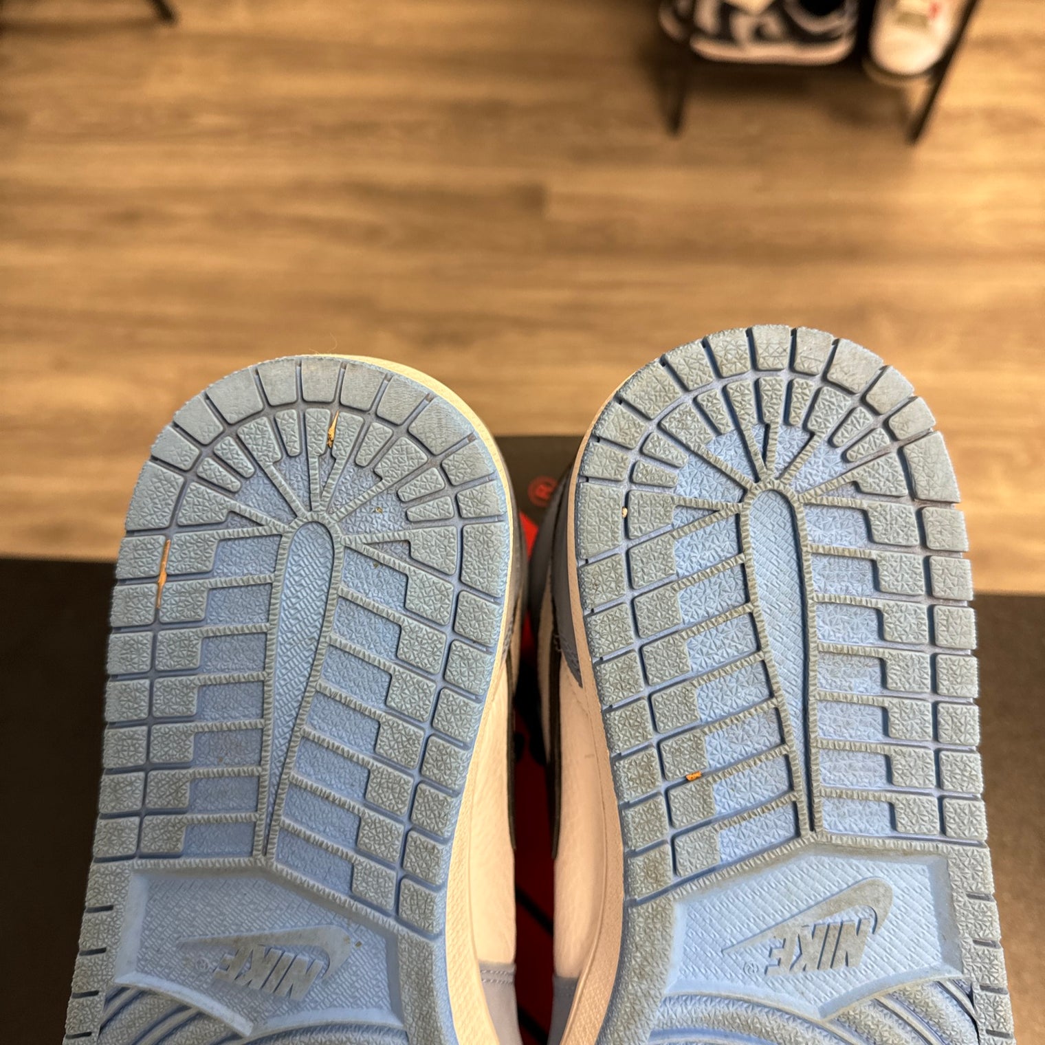 University Blue White Jordan 1 High (USED)
