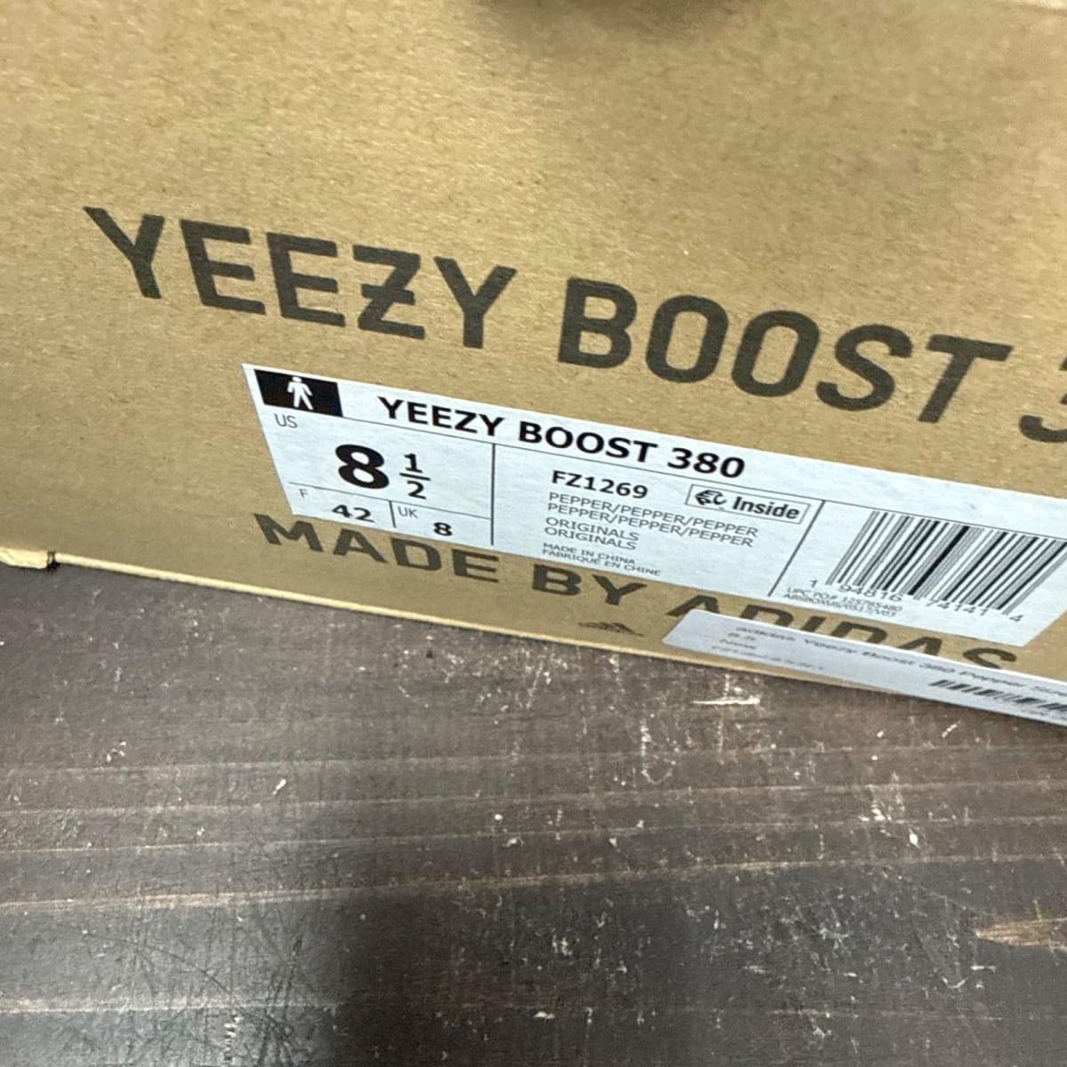 adidas Yeezy Boost 380 Pepper Size 8.5 - aux