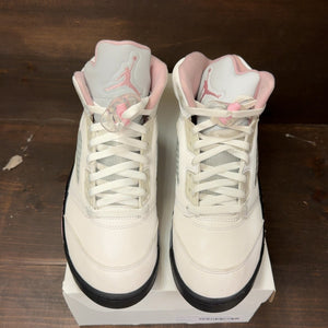Jordan 5 Retro Medium Soft Pink Size 9 (Pre-Owned) - Image 3
