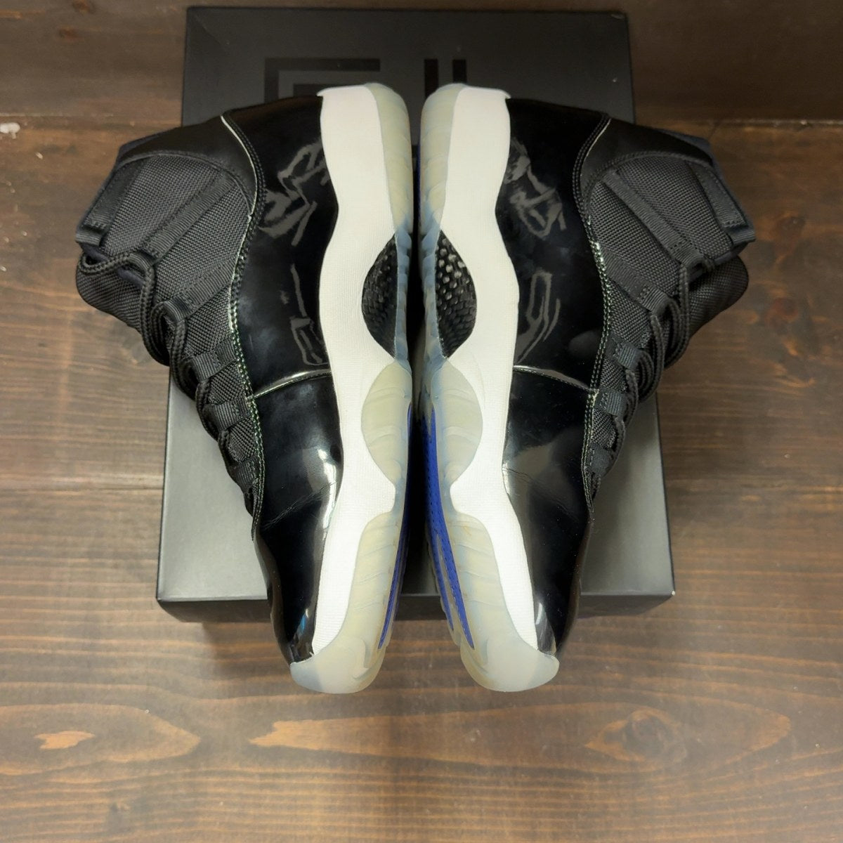 Jordan 11 Retro Space Jam (2016) - Image 4