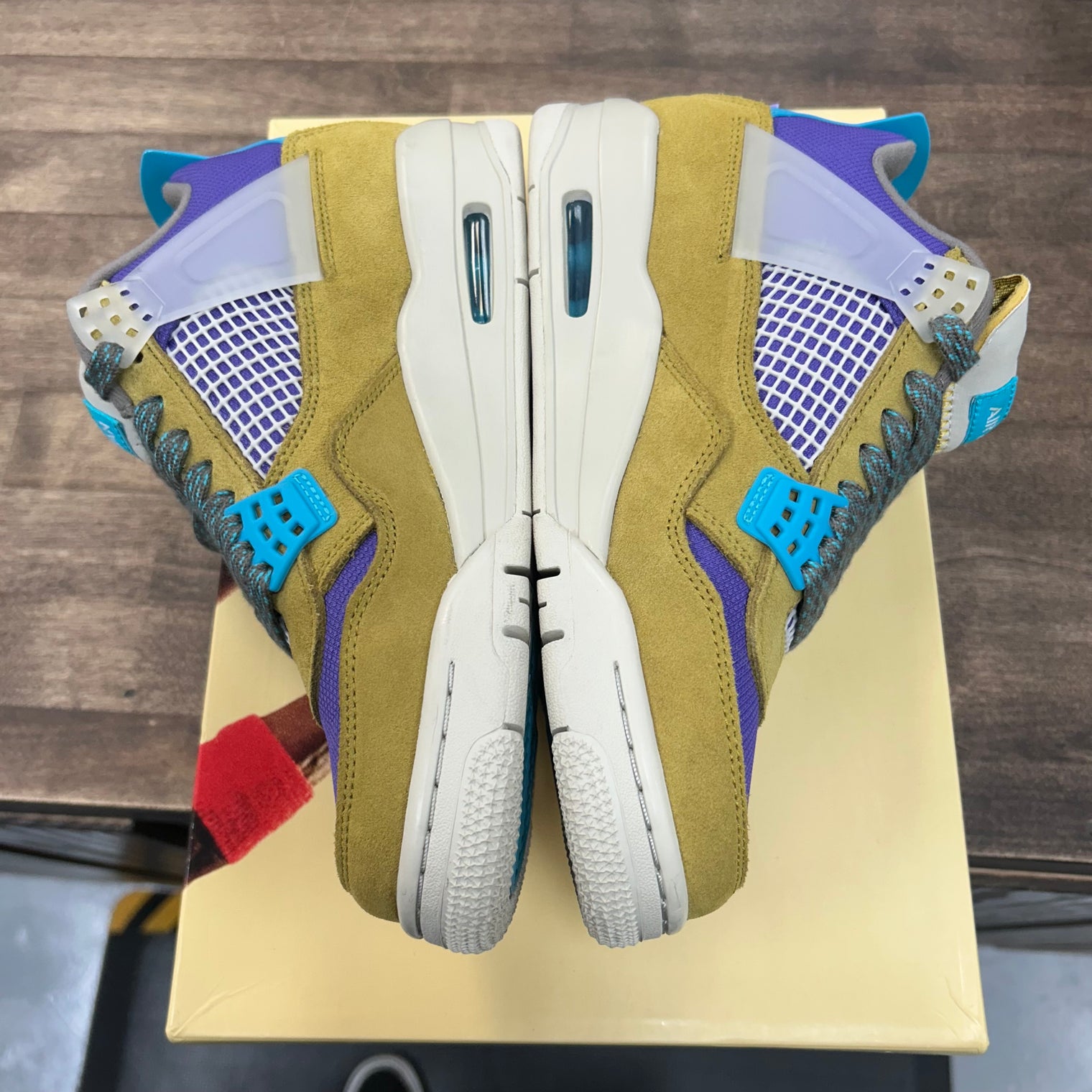 Desert Moss Union Jordan 4 Retro (USED)