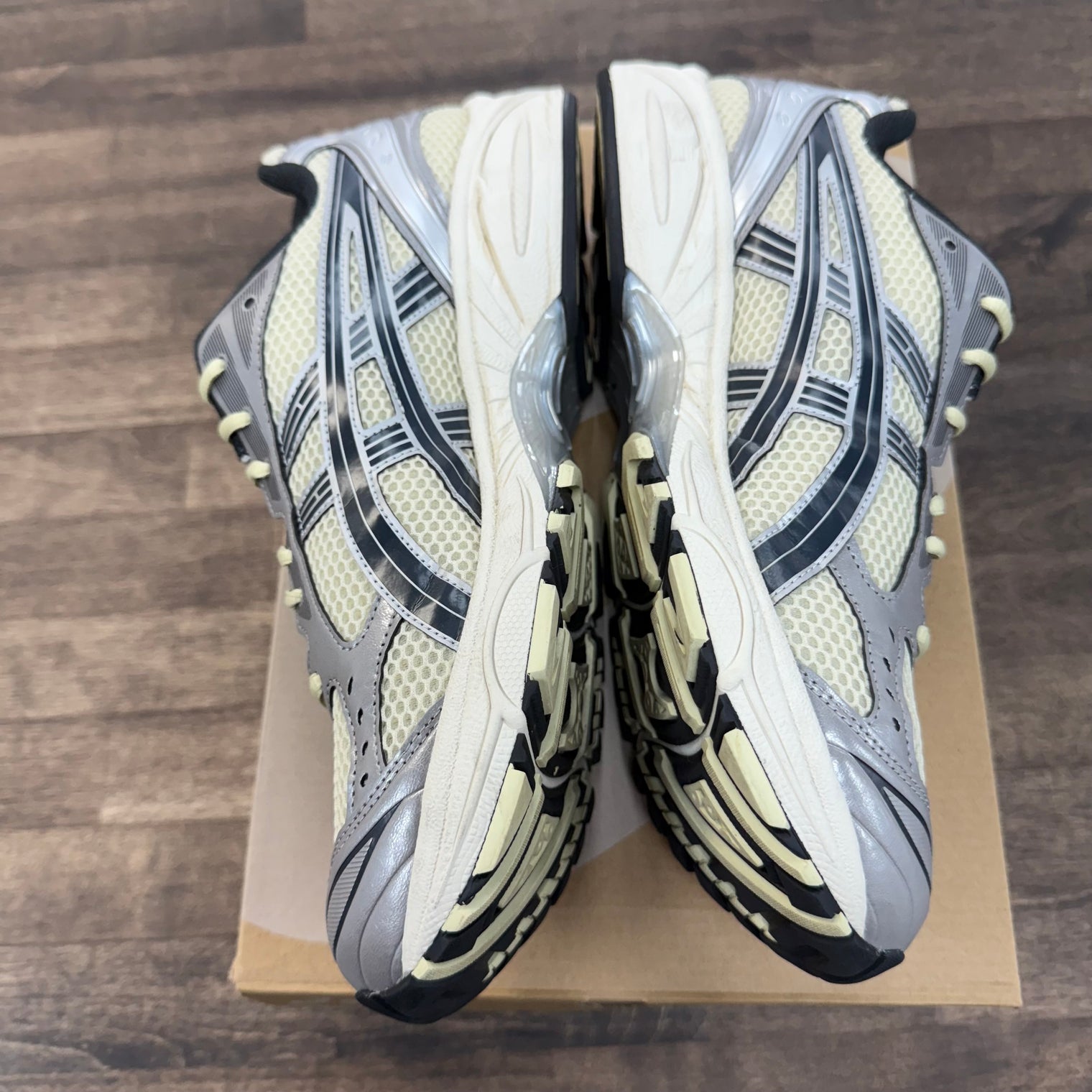 Oyster White Steeple Asics Gel Kayano 14 (USED)