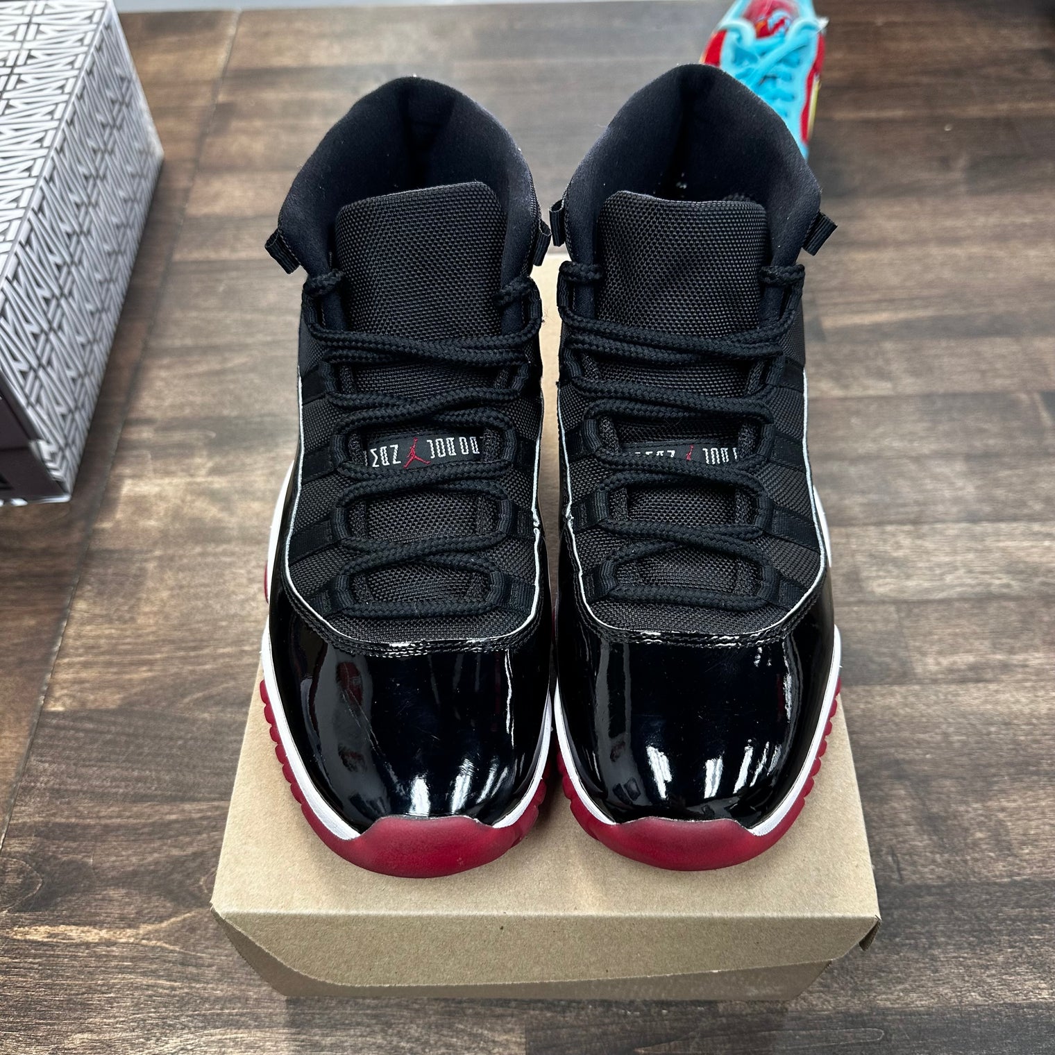 Bred Jordan 11 (2019) (USED,No Box)