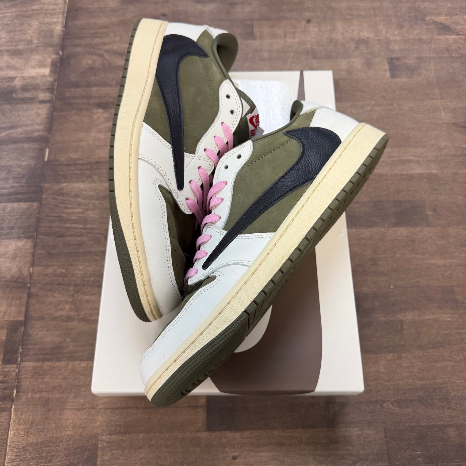 Travis Scott Medium Olive Jordan 1 Low OG SP (USED)