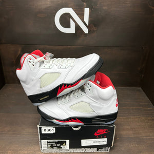 Jordan 5 Retro Fire Red Silver Tongue (2020) Size 8.5 (Pre-Owned) - Image 1