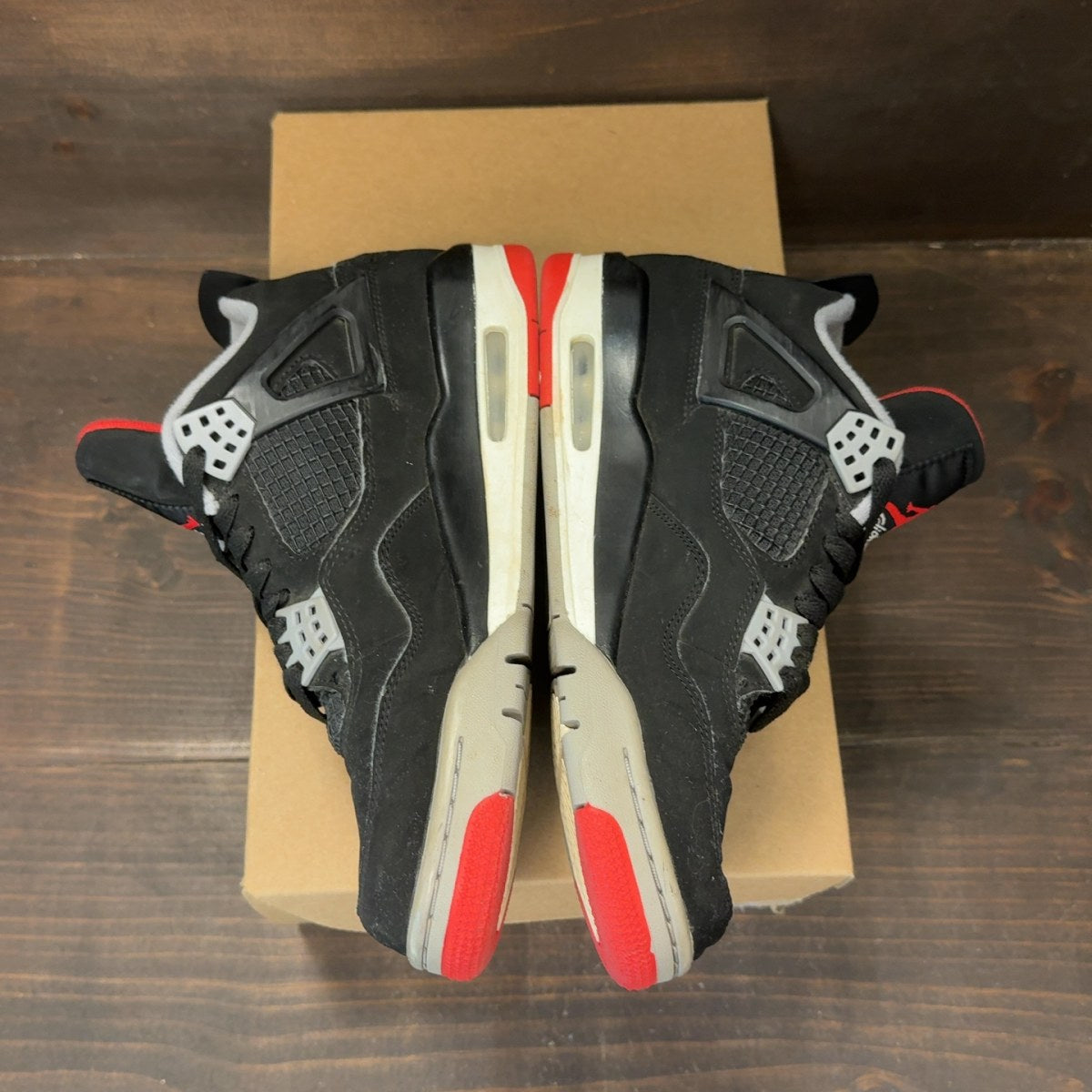 Jordan 4 Retro Bred (2019) Size 8 (Pre-Owned) - Image 4