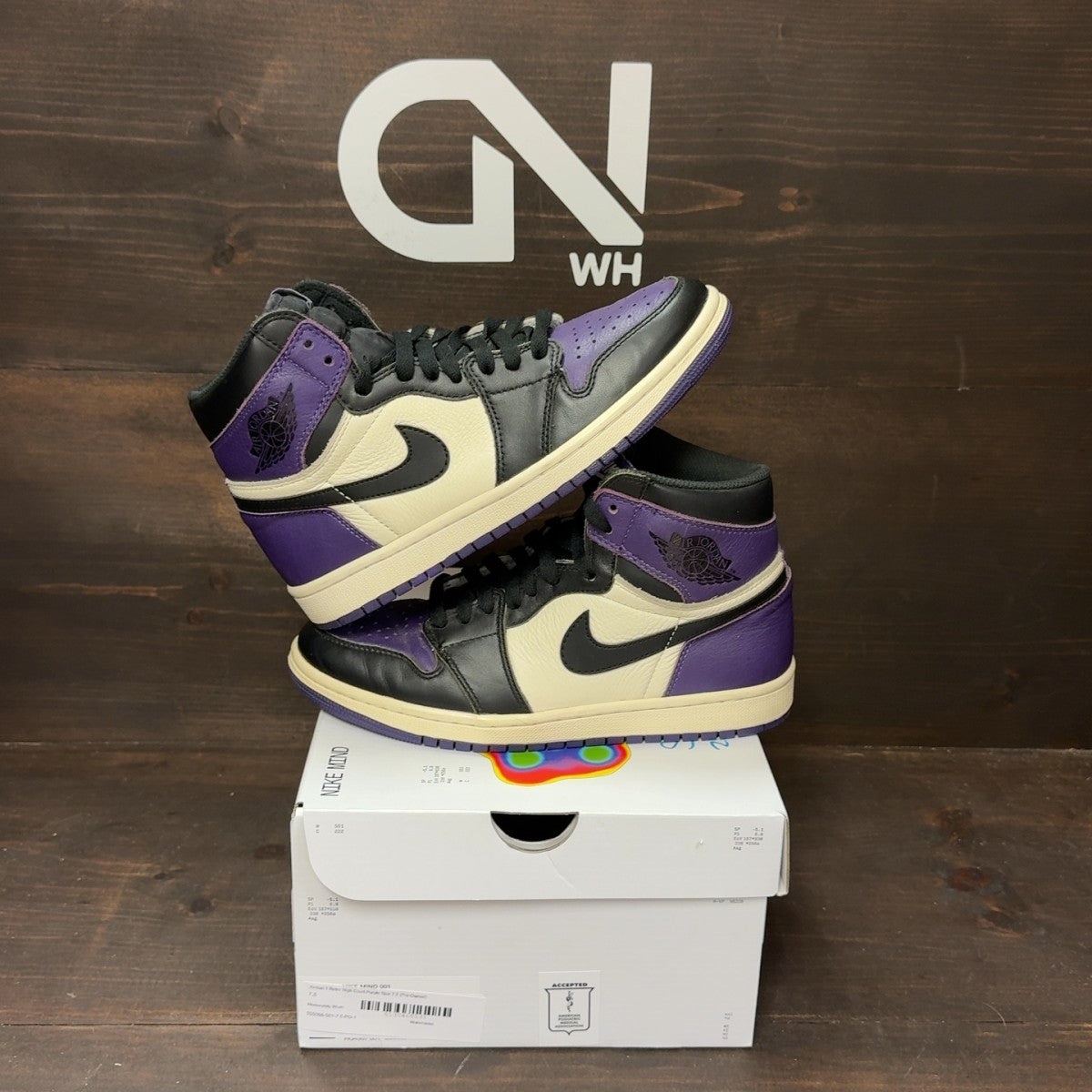 Jordan 1 Retro High Court Purple Size 7.5 (Pre-Owned) - Image 1