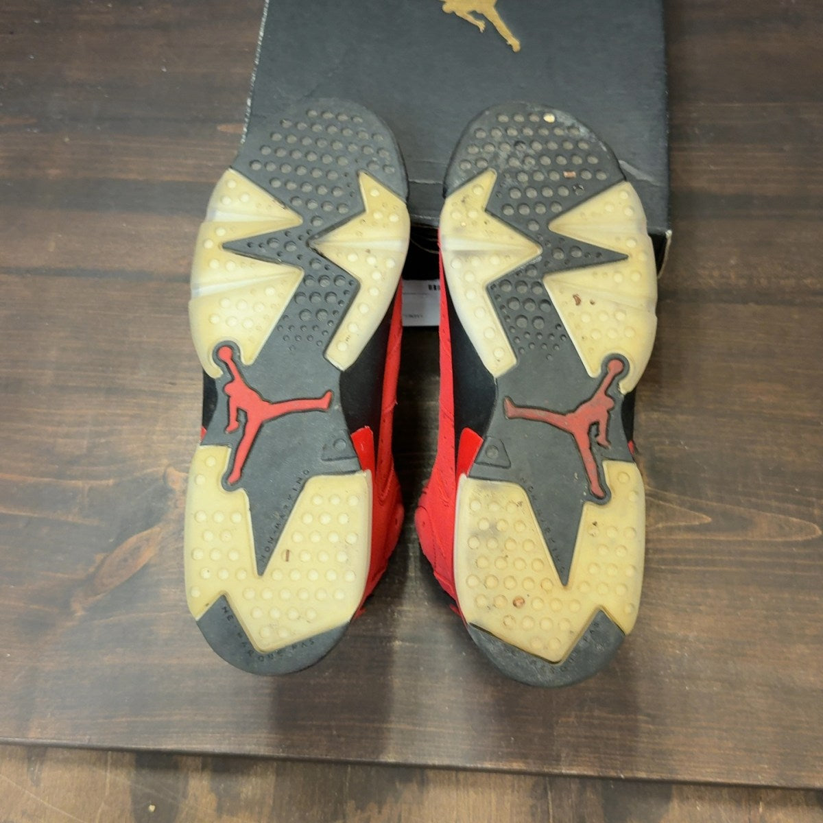 Jordan 6 Retro Toro Bravo (GS) Size 7Y (Pre-Owned) - Image 7