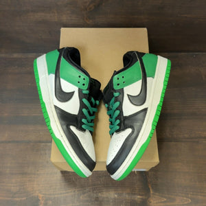 Nike SB Dunk Low Classic Green Size 9 (Pre-Owned) - Image 2