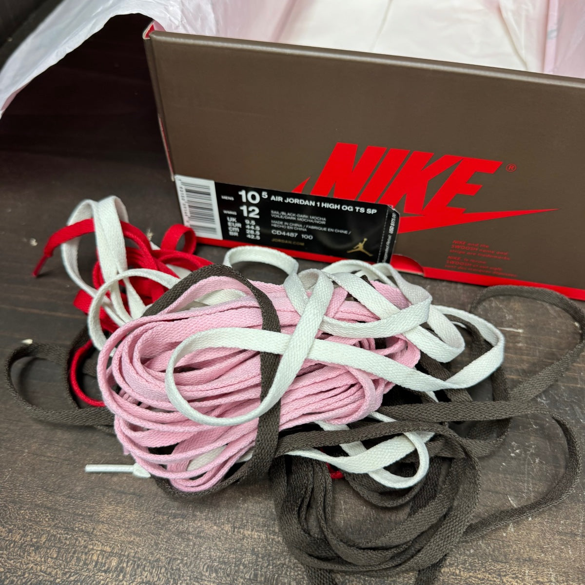 Jordan 1 Retro High OG SP Travis Scott Mocha - Image 7