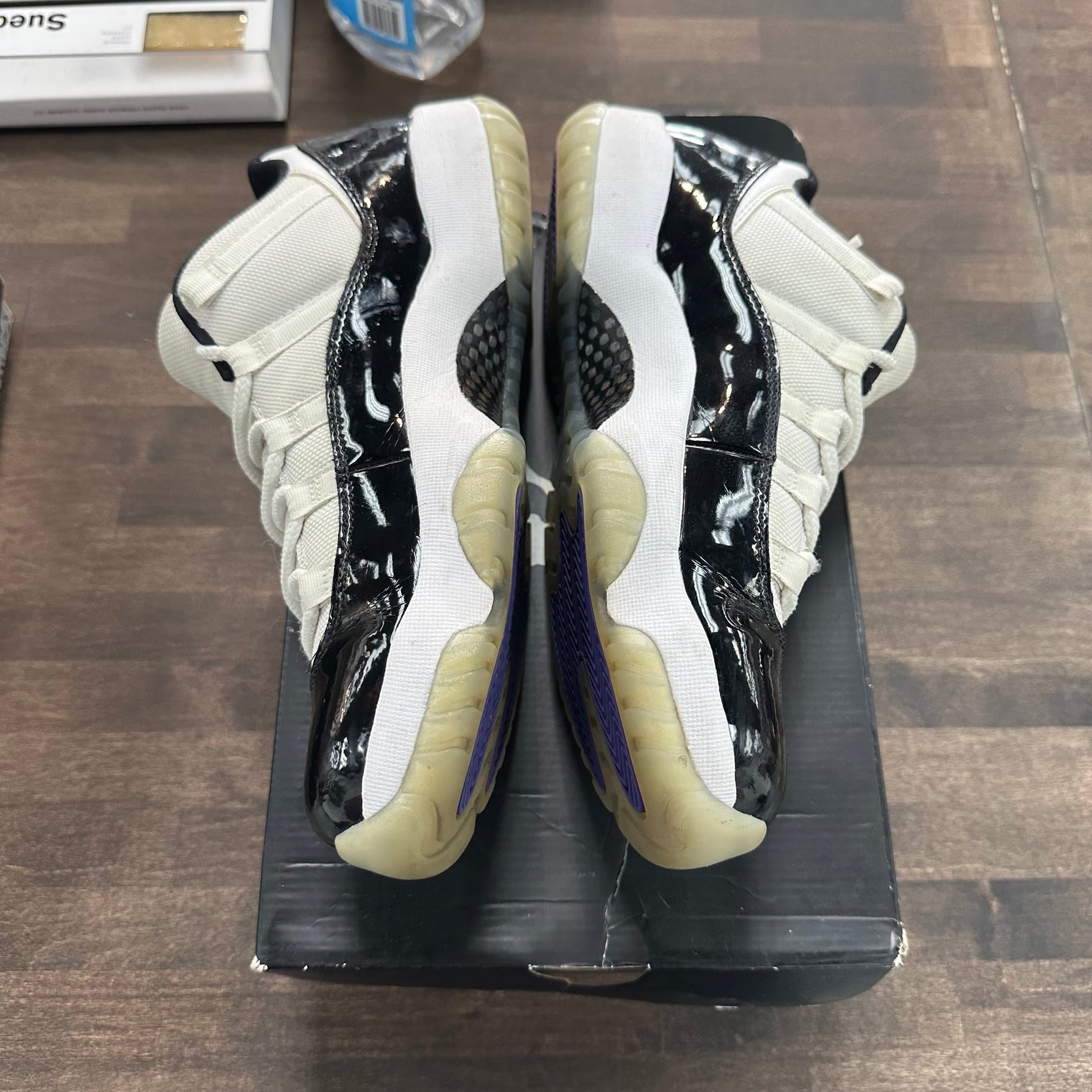 Air Jordan 11 Retro Low Concord (Used, Replacement Box)