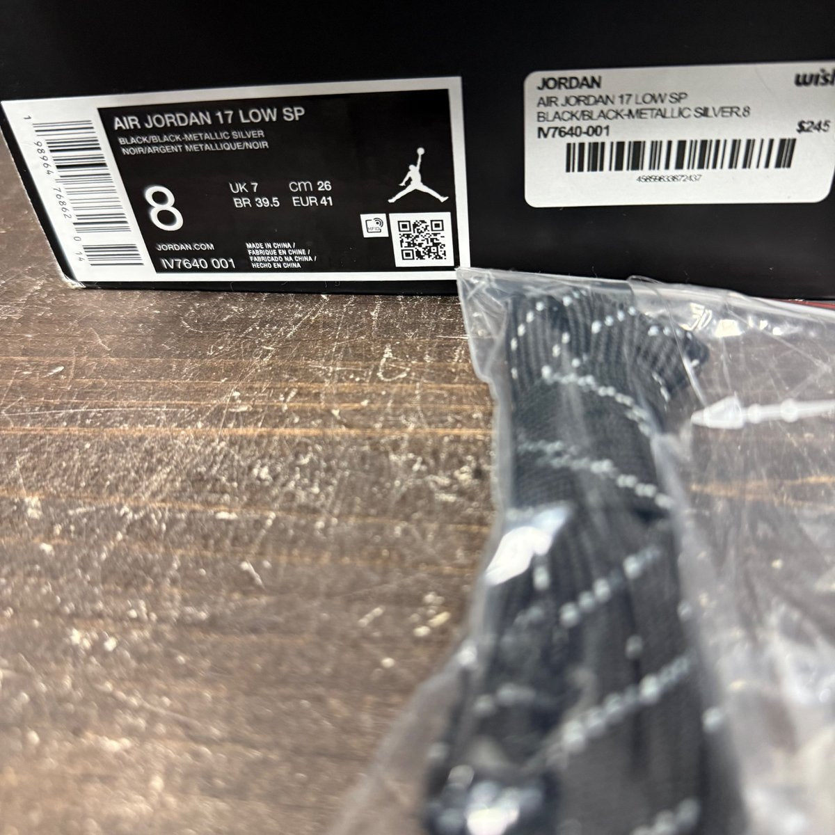 Jordan 17 Low Black Patent Size 8 (Pre-Owned) - aux