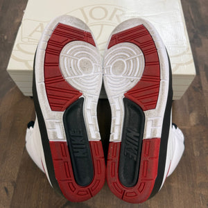 Jordan 2 Retro OG Chicago (2022) (Women's) - Image 3