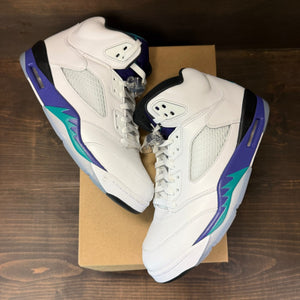 Jordan 5 Retro Grape (2025) Size 10 (Pre-Owned) - Image 2