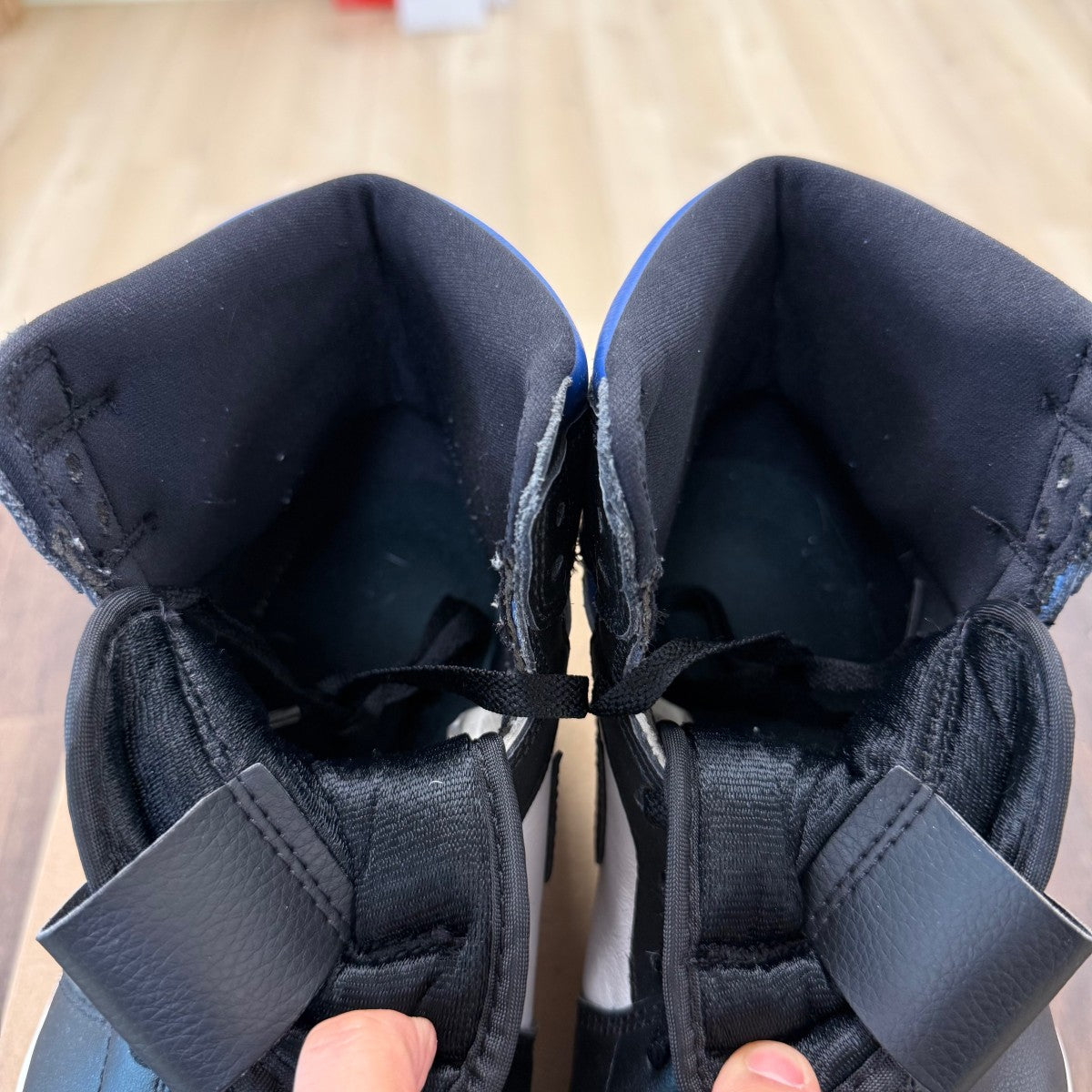 Jordan 1 Retro High Royal Toe Size 11.5 (Pre-Owned) - Image 3