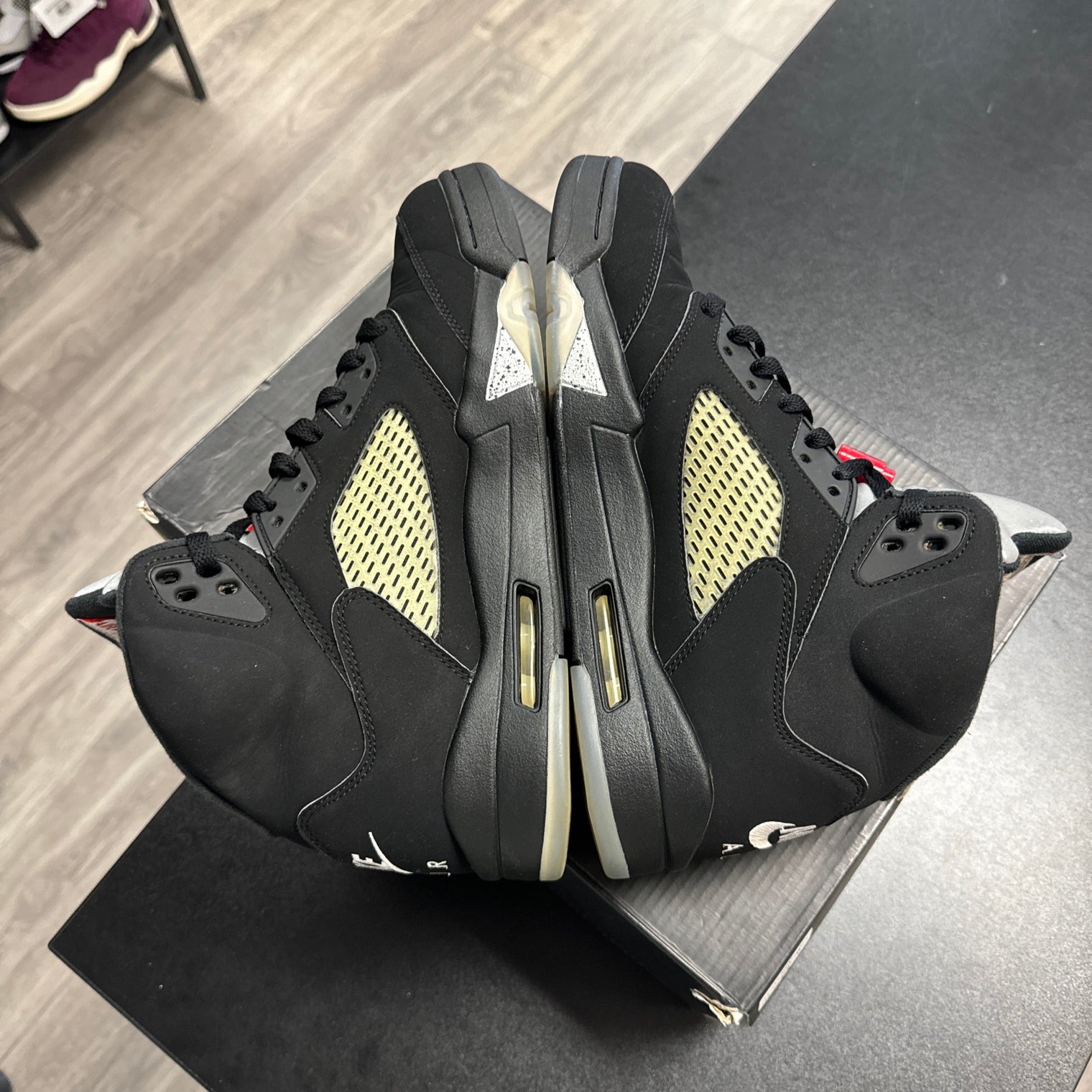 Jordan 5 Black Metallic (USED) (Replacement Box)
