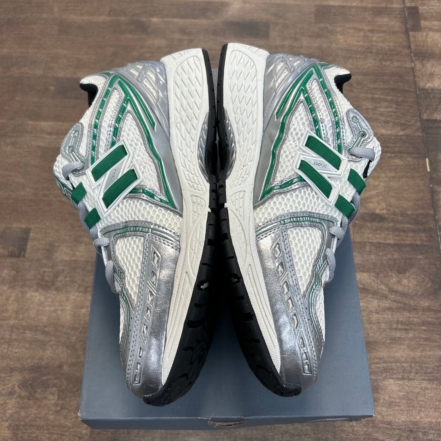 Spruce Pack New Balance 1906R (USED)