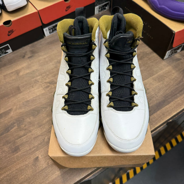 Statue Jordan 9 Retro (USED, No Box)