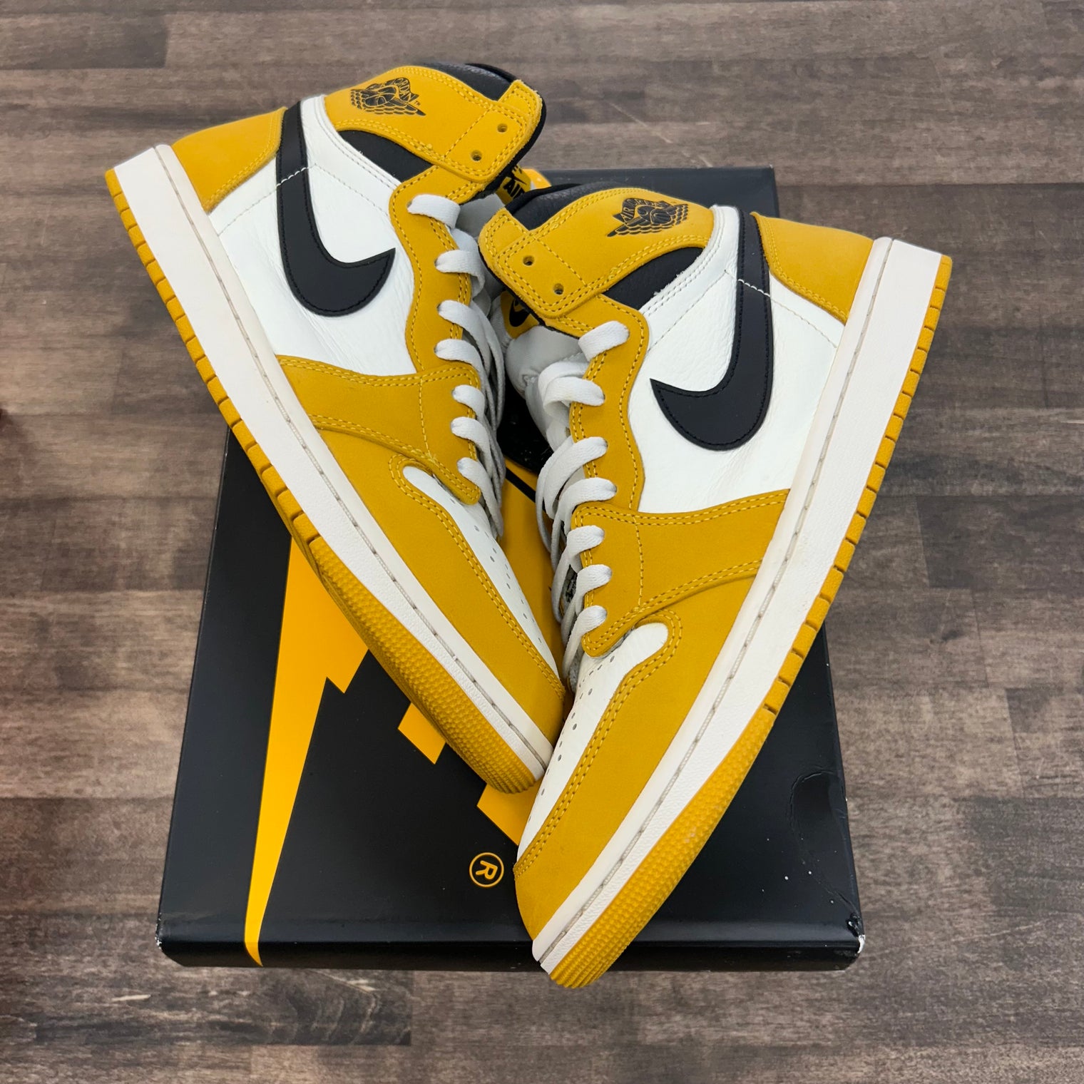 Ochre Jordan 1 High (USED, Replacement Box)