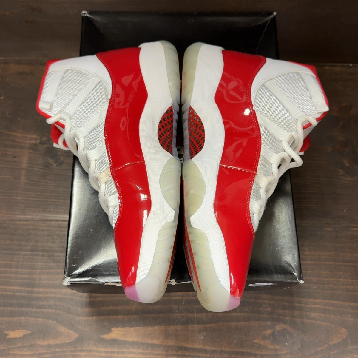 Jordan 11 Retro Cherry (2022) - Image 4
