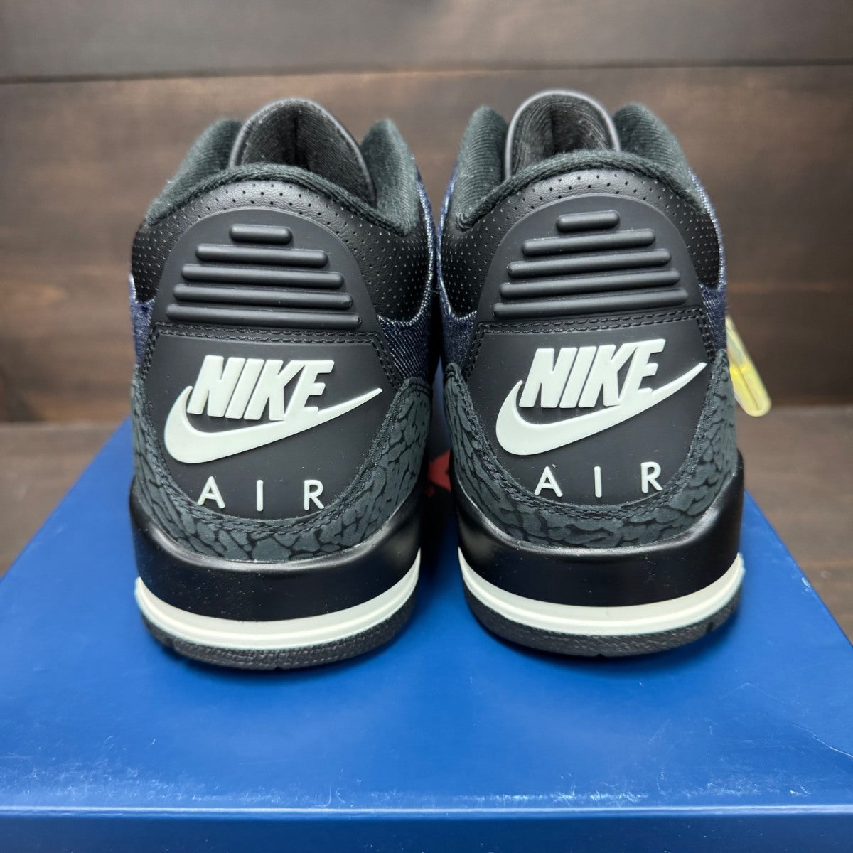 Jordan 3 Retro Levi’s Indigo - Image 5