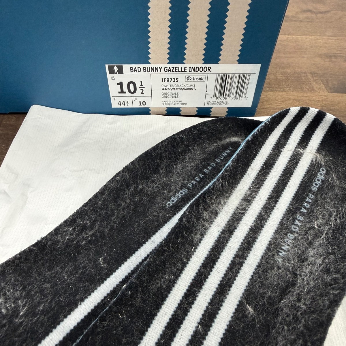 adidas Gazelle Indoor Bad Bunny Size 10.5 (Pre-Owned) - Image 6