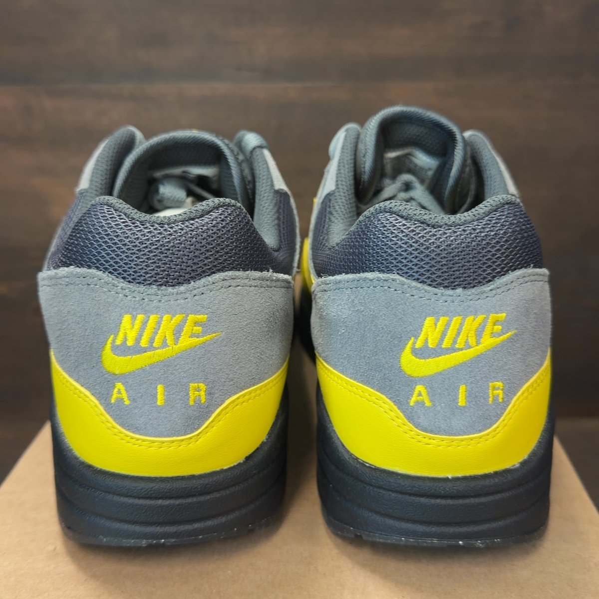 Nike Air Max 1 Essential Batman 2.0 Size 13 (Pre-Owned) - aux
